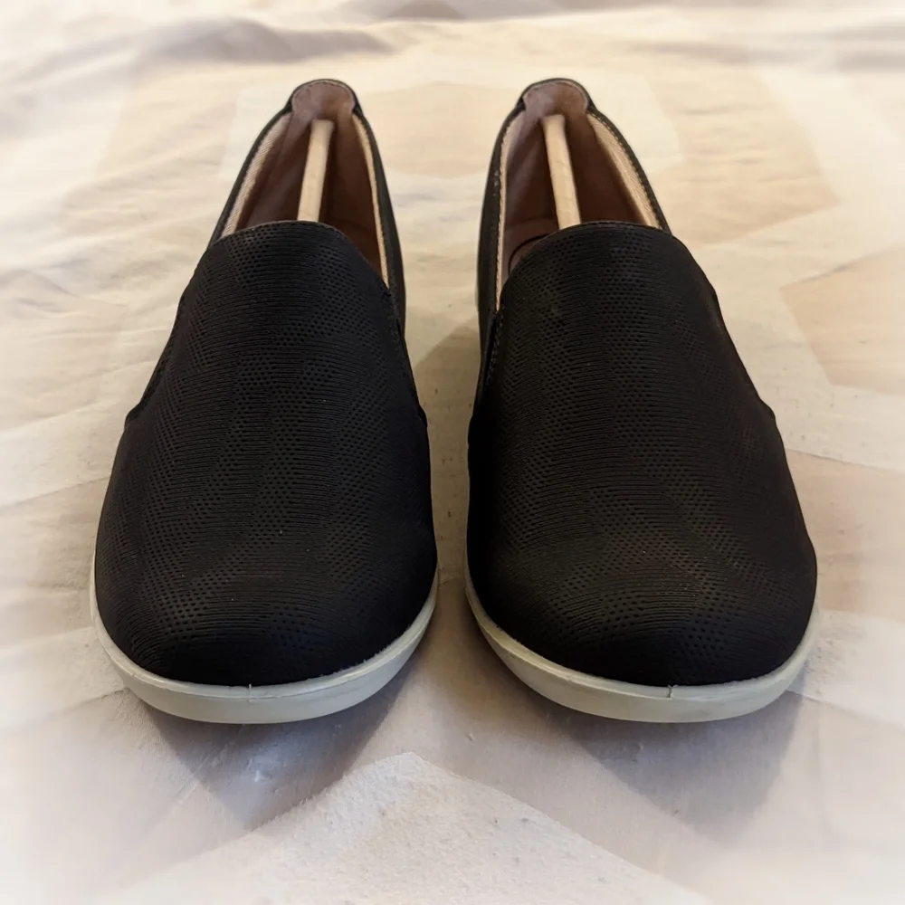LifeStride Women's Neon Loafer